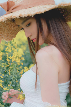 男生插曲女生下边身体视频