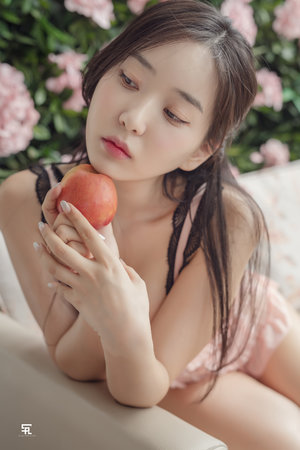 欧美奶好大⋯好长⋯好紧⋯