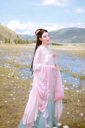 女生扣逼